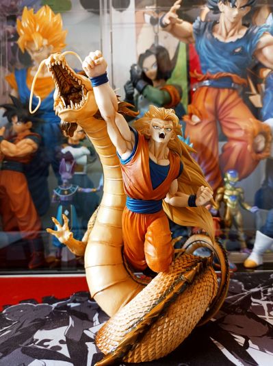 FiguartsZERO 龙珠Z 龙拳爆发!! 悟空舍我其谁 孙悟空 超级赛亚人3 龙拳爆发