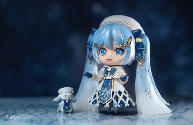 粘土人#1539 VOCALOID 初音未来 雪未来 Glowing Snow