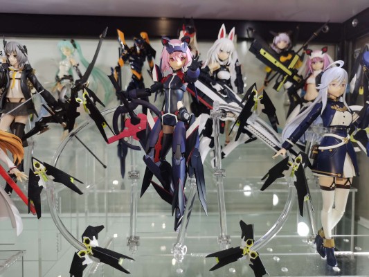 figma#504  机甲爱丽丝 比良坂夜露 勇跃 ver.