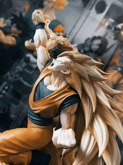 FiguartsZERO 龙珠Z 龙拳爆发!! 悟空舍我其谁 孙悟空 超级赛亚人3 龙拳爆发