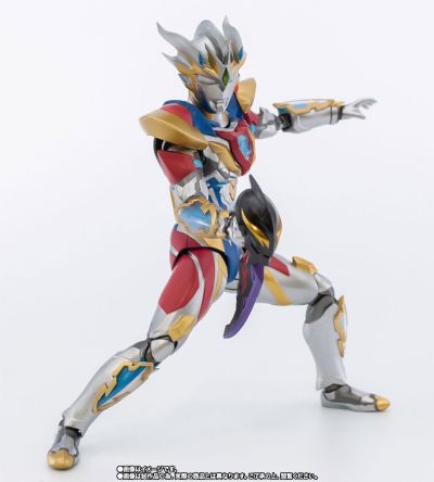 S.H.Figuarts  泽塔奥特曼 德尔塔天爪