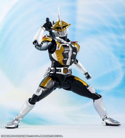 S.H.Figuarts(真骨雕制法) 假面骑士电王 圣竿形态 / 圣斧形态