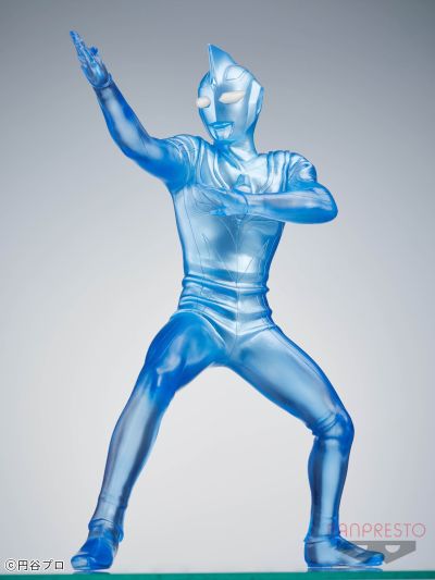 英雄勇像 盖亚奥特曼 阿古茹奥特曼 V2型  B款