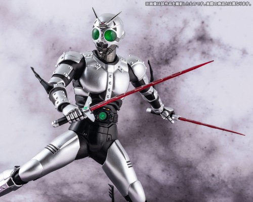 S.H.Figuarts (真骨雕制法)  影月