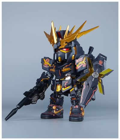 QMSV 机动战士高达独角兽 RX-0 独角兽高达二号机  报丧女妖[毁灭模式] 耐克滑板运动鞋款式