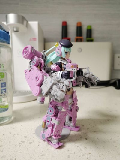 机甲少女 格里芬 群青紫罗兰