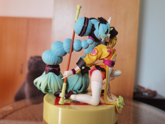 压泡面手办 VOCALOID 初音未来 -中国风- 色差版