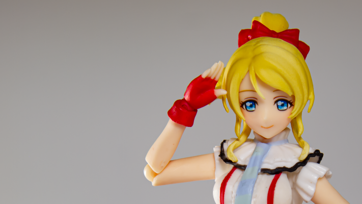 S.H.Figuarts  绚濑绘里（我们如今正在其中）