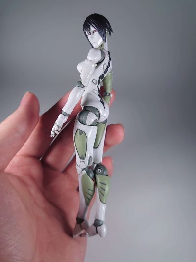 东亚重工 女性合成人类