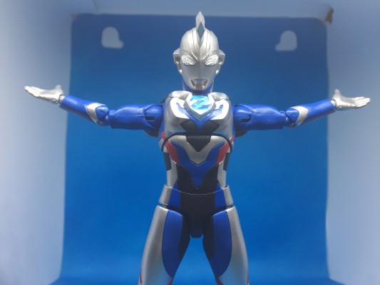 S.H.Figuarts  泽塔奥特曼 原始形态