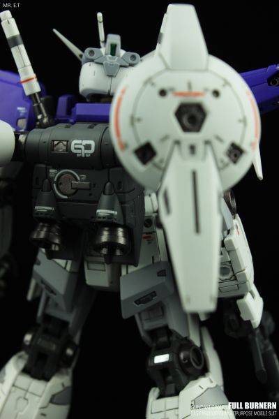 RG 1/144 RX-78GP01Fb 高达试作1号机全方位推进型