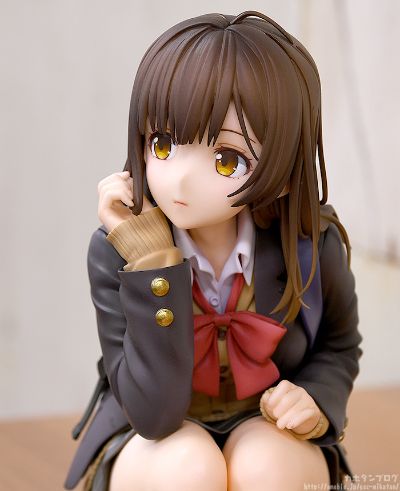 剃须。然后捡到女高中生。 荻原沙优