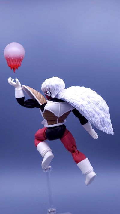 S.H.Figuarts 龙珠Z 吉斯