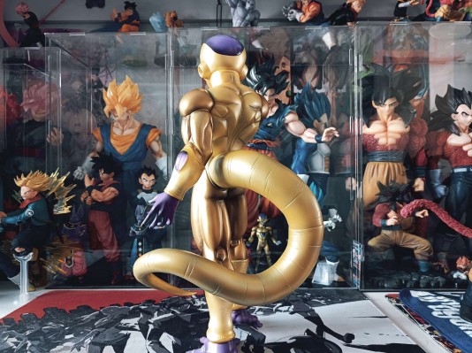 巨型系列 龙珠超 黄金弗利萨