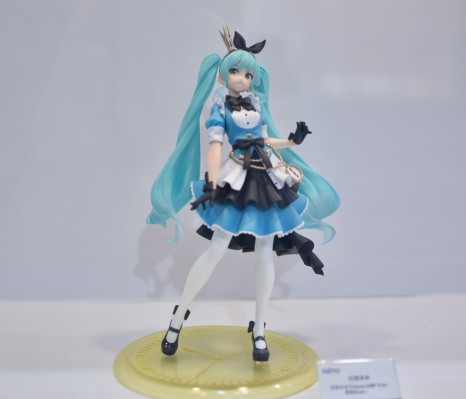 艺术家杰作  初音未来 爱丽丝公主