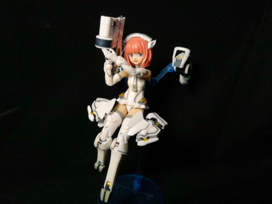 女神装置 机甲爱丽丝 相河爱花