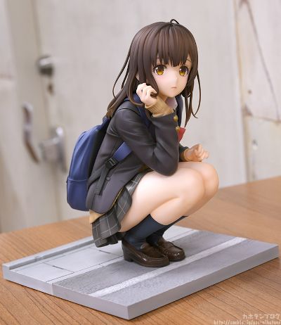 剃须。然后捡到女高中生。 荻原沙优