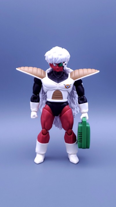 S.H.Figuarts 龙珠Z 吉斯