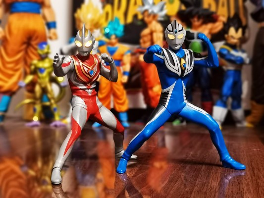 奥特曼终极闪耀系列06 利布特奥特曼 & 泽塔奥特曼 阿尔法装甲