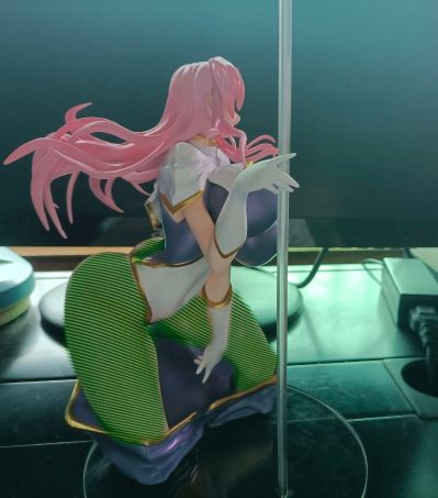 高达 サイド3ミーア・キャンベル