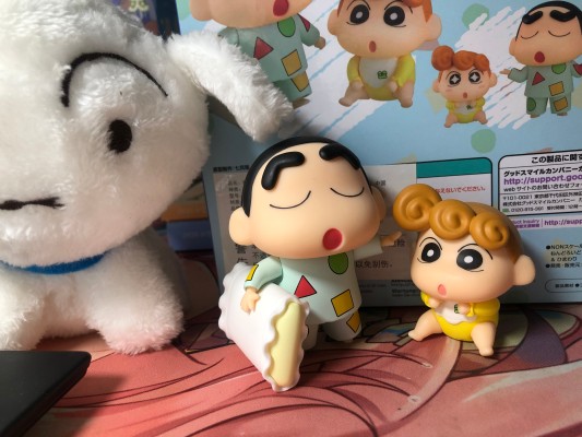 粘土人#1565 蜡笔小新 野原新之助 睡衣Ver. & 小葵