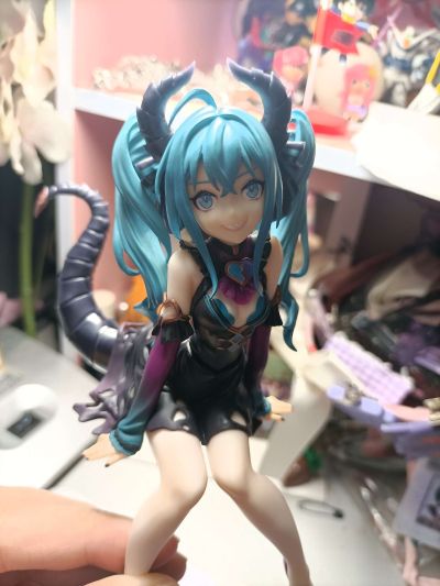 压泡面  初音未来 小恶魔