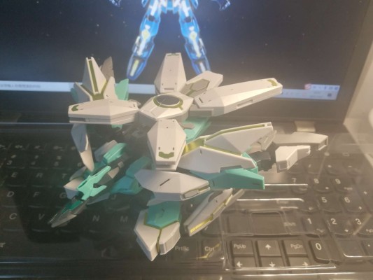 HGBD:R 高达创形者：再起 核心高达Ⅱ（G-3配色）