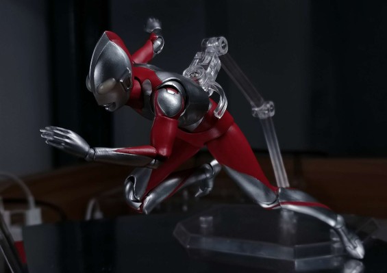 MAFEX 编号155 新·奥特曼 奥特曼