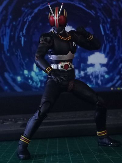 S.H.Figuarts(真骨雕制法)  假面骑士暗日