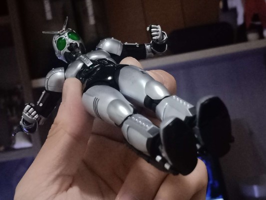 S.H.Figuarts (真骨雕制法)  影月