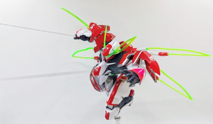 革命机威尔ヴレイヴ 1/144 威尔ヴレイヴI 火人 イノセントゼロ