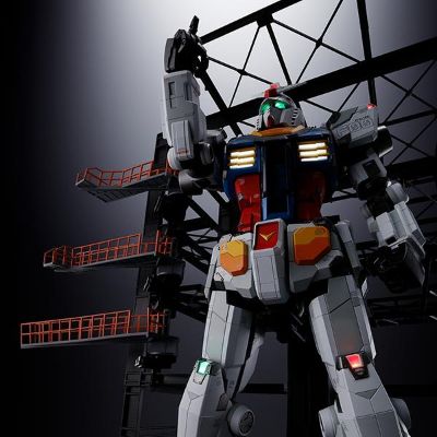 超合金  RX-78F00 高达+机库 -精密模型-