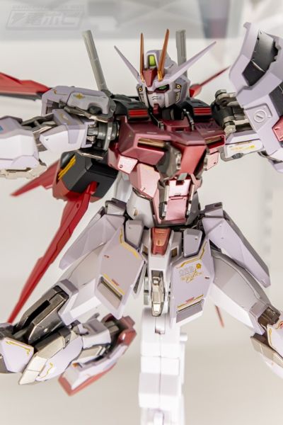 METAL BUILD 机动战士高达SEED DESTINY 嫣红强袭高达 翔翼型装备