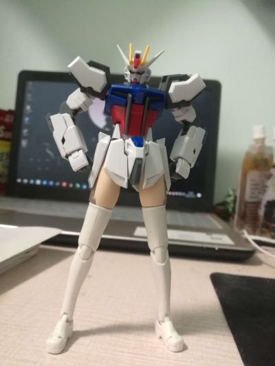 HGCE 机动战士高达 SEED GAT-X105+AQM/E-X01 翔翼型强袭高达