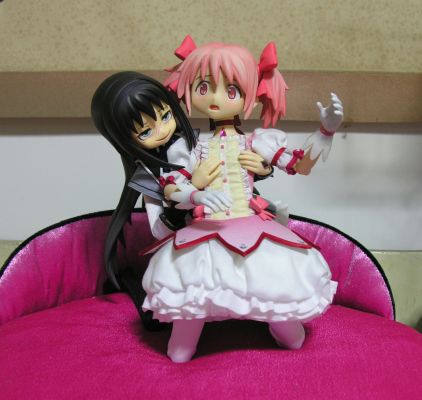 REAL ACTION HEROES No.615 RAH MGM 魔法少女小圆 晓美焰