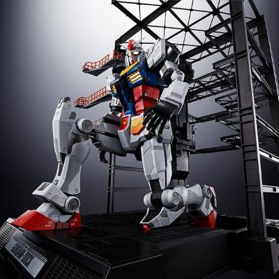 超合金  RX-78F00 高达+机库 -精密模型-