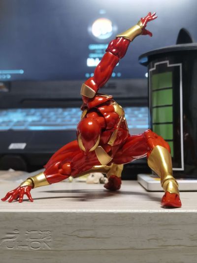 海洋堂 钢铁蜘蛛侠 瞎拍