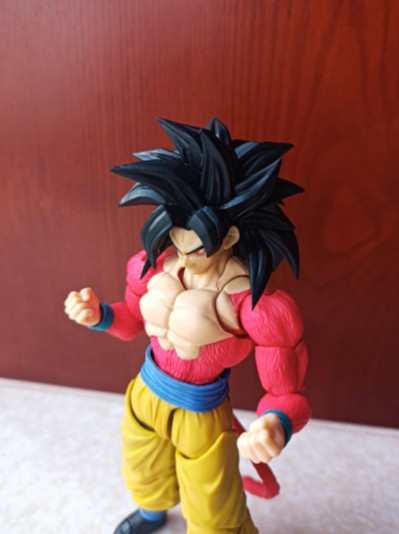 S.H.Figuarts 龙珠GT 超级赛亚人4 孙悟空