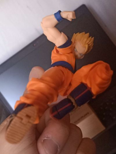 S.H.Figuarts 龙珠Z Ultimate孙悟饭 Event Exclusive Color Edition 