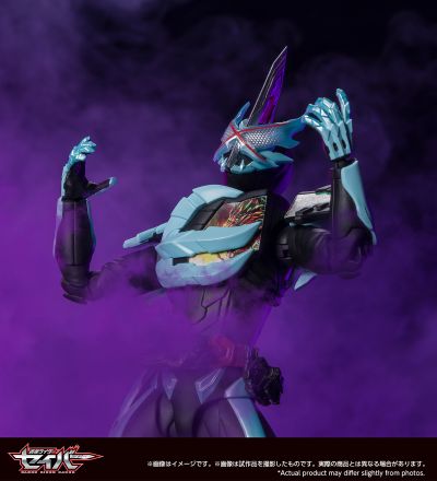 S.H.Figuarts  假面骑士圣刃 远古之龙