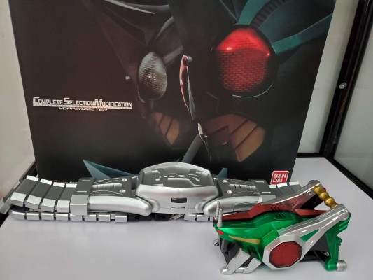 CSM系列 假面骑士甲斗王 拳蝗/踢蝗变身器