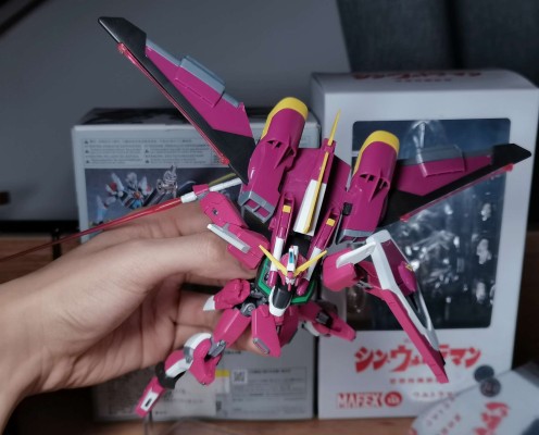 HGCE 机动战士高达SEED DESTINY 无限正义高达