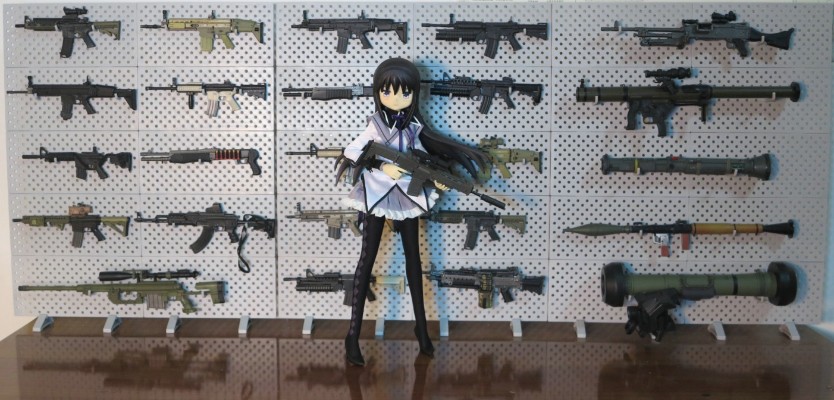 REAL ACTION HEROES No.615 RAH MGM 魔法少女小圆 晓美焰