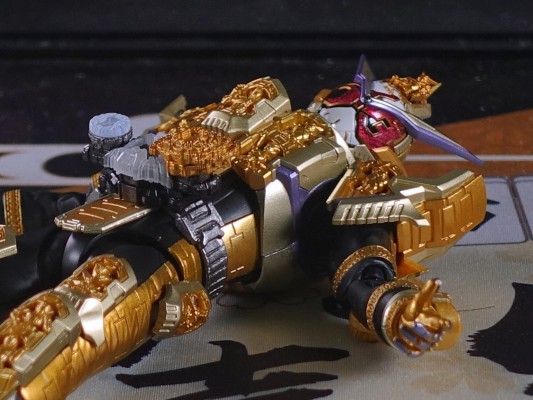 S.H.Figuarts 假面骑士时王 假面骑士崇皇时王