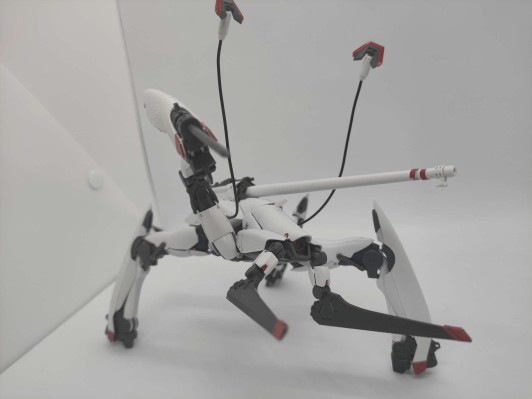 HG 86-不存在的地域- XM2 瑞根丽芙(辛搭乘机)