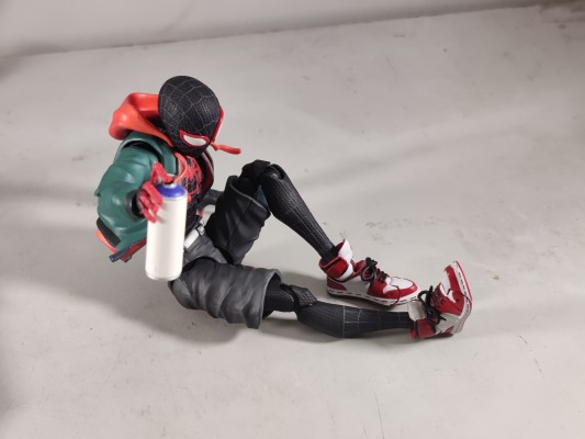 SV-Action 蜘蛛侠：平行宇宙 蜘蛛侠 (迈尔斯·莫拉莱斯)