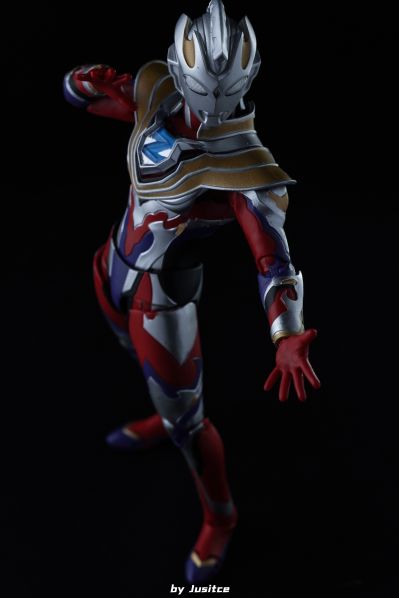 S.H.Figuarts 泽塔奥特曼 伽马未来