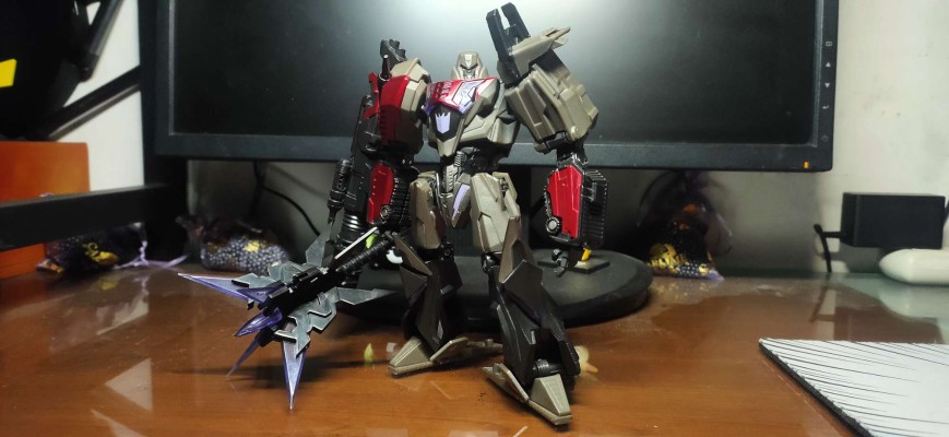 变形金刚 ユナイテッド UN04 メガ特朗 サイバ特朗モード
