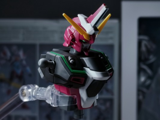 HGCE 机动战士高达SEED DESTINY 无限正义高达