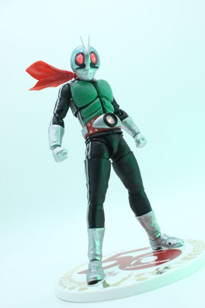 S.H.Figuarts(真骨雕制法) 假面骑士 假面骑士新1号 假面骑士50周年纪念版